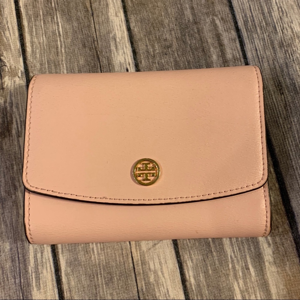 Tory Burch Robinson trifold ballet pink wallet